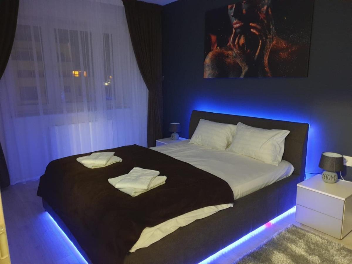Luxurious Landing Apartment براشوف المظهر الخارجي الصورة