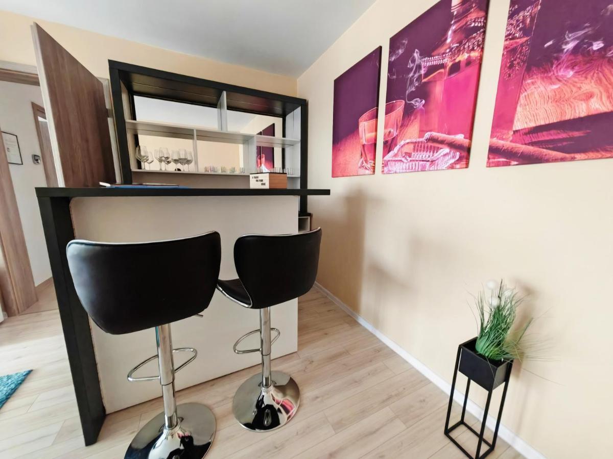 Luxurious Landing Apartment براشوف المظهر الخارجي الصورة
