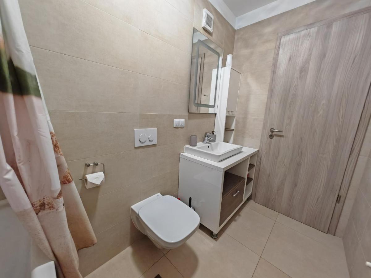 Luxurious Landing Apartment براشوف المظهر الخارجي الصورة